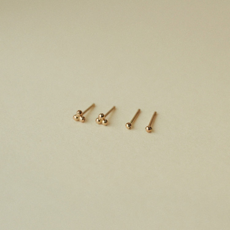 Dottie Studs