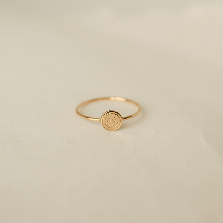 Happy Disc Ring